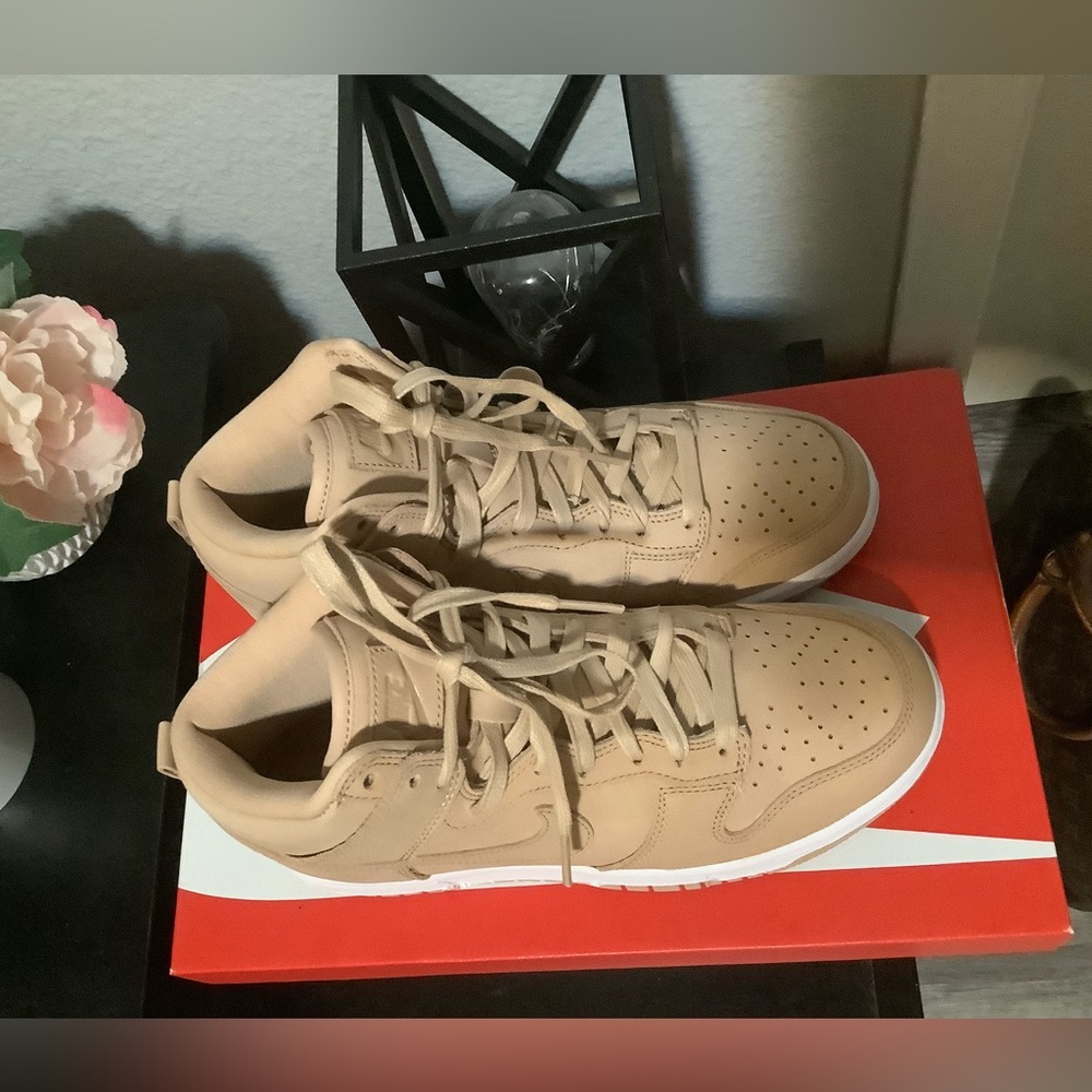 Nike Dunk High - image 2